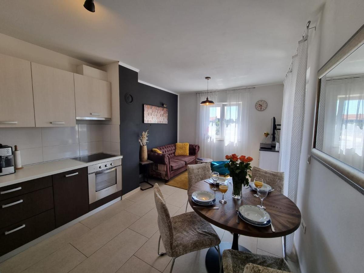 Apartman Marija Биоград-на-Мору Экстерьер фото